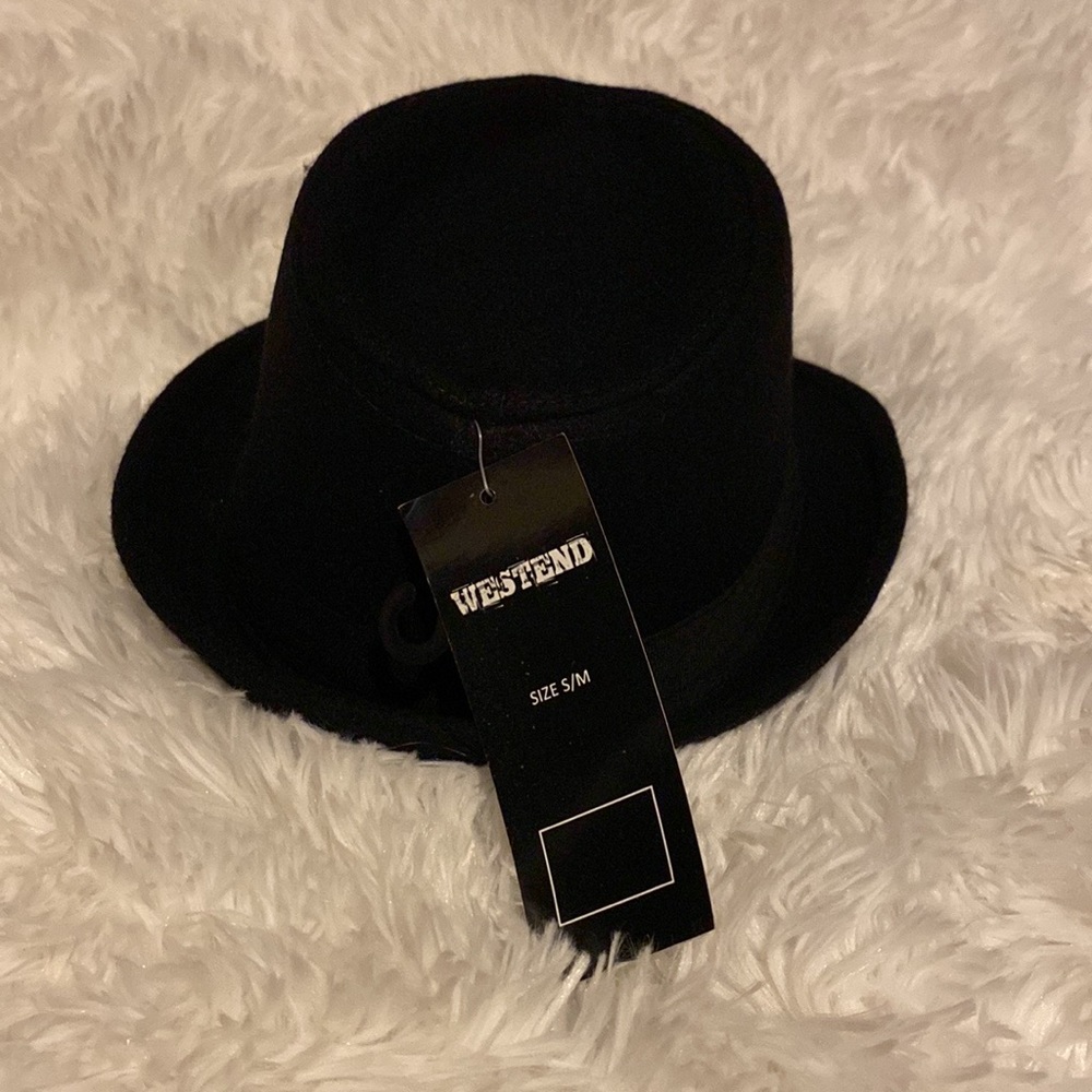 Derby style hat sizeS/M